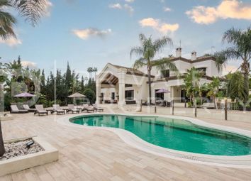 Thumbnail 6 bed villa for sale in La Cerquilla, Nueva Andalucia, Marbella