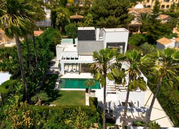 Thumbnail 4 bed chalet for sale in Street Name Upon Request, Marbella, Es