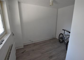 Thumbnail Property to rent in Lampeter Square, Hammersmith, London