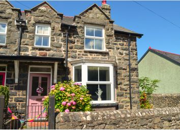 Property listing in Llwyngwril, Gwynedd