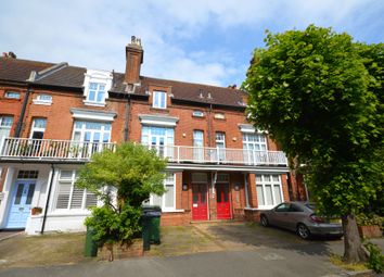 Hythe - Flat for sale                        ...