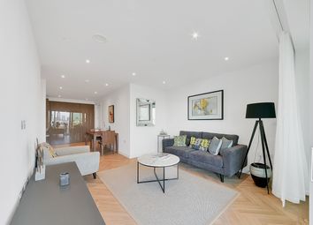 Thumbnail 1 bed flat for sale in Two Fifty One, Southwark Bridge Road, Elephant &amp; Castle