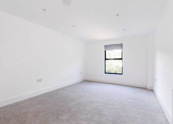 Thumbnail 2 bed flat to rent in Wightman Road, Harringay, London
