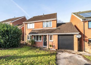 Thumbnail Detached house for sale in Woodcote, Reading