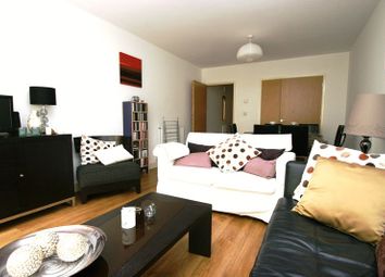 Thumbnail 3 bed flat to rent in Nelson Walk, London