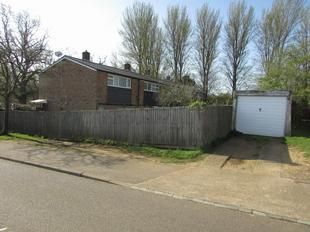 2 Bedroom End terrace house for sale