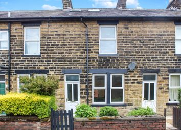 3 Bedrooms Terraced house for sale in Holywell Lane, Shadwell, Leeds LS17