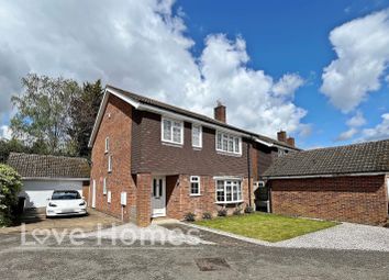 Thumbnail Detached house for sale in Highlands, Flitwick, Bedford