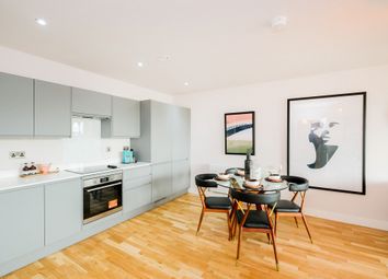 Thumbnail 2 bedroom flat for sale in Green Lanes, London