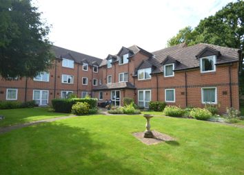 Thumbnail 1 bed flat to rent in Rosemary Lane, Horley