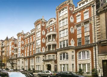 Thumbnail 5 bed flat for sale in Lincoln House, Basil Street, London