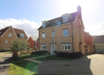 Thumbnail Property for sale in Cleeve Close, Daventry
