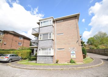 Thumbnail Flat to rent in Totteridge Road, High Wycombe, Buckinghamshire