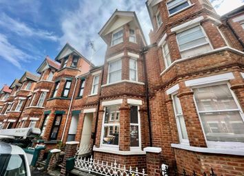 Thumbnail Maisonette to rent in Radnor Park Crescent, Folkestone