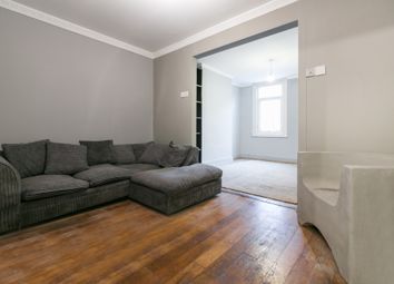 Thumbnail 1 bed flat to rent in Southampton Way, London, Camberwell