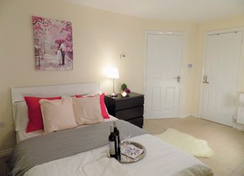 5 Bedroom End terrace house for rent