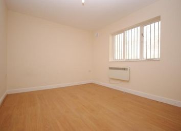 2 Bedrooms Flat to rent in Telford Court, Brixton, London SW2