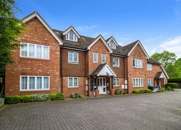 Thumbnail 2 bedroom flat for sale in Cherry Tree Court, Cherry Tree Road, Beaconsfield