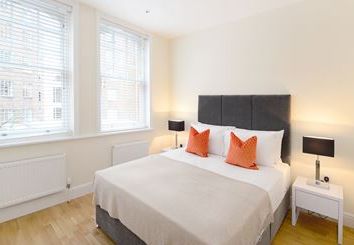 2 Bedrooms Flat to rent in 290 King Street, Ravenscourt Park, London W6