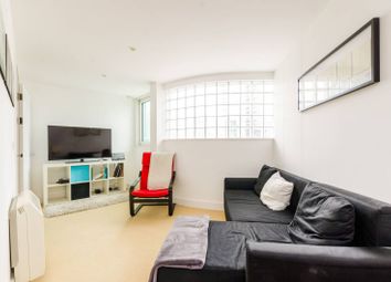 Thumbnail 1 bedroom flat to rent in Empire Square South, Borough, London