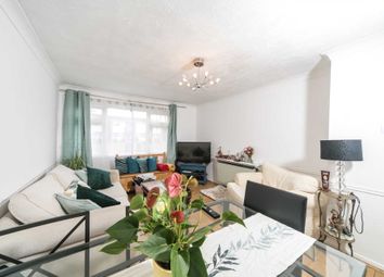 Thumbnail 2 bed flat for sale in Fulmead Road, Reading