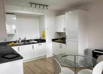 Thumbnail Flat to rent in Silvertown Square, London