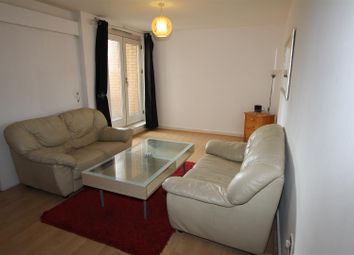 2 Bedrooms Flat to rent in Elmwood Lane, Leeds LS2