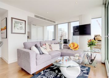 2 Bedrooms Flat to rent in Landmark East, 24 Marsh Wall, London E14