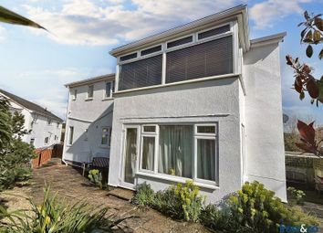 Thumbnail 2 bedroom flat for sale in Daylesford Close, Whitecliff, Poole, Dorset