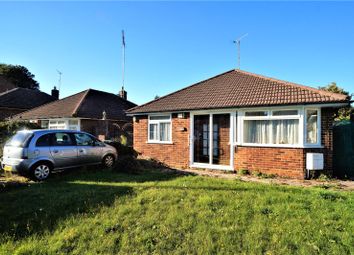 2 Bedrooms Detached bungalow for sale in Bracondale Avenue, Istead Rise, Gravesend DA13