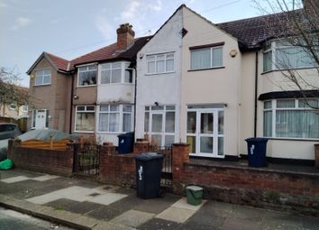 Thumbnail Terraced house to rent in Greenford, Middlesex