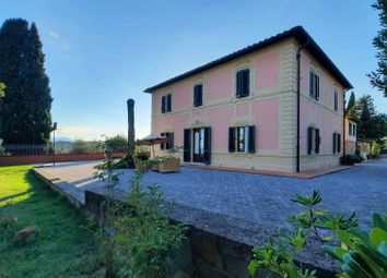 Thumbnail Villa for sale in 51017 Pescia, Province Of Pistoia, Italy