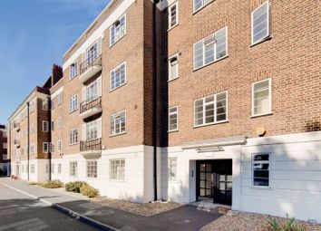Thumbnail 2 bed flat to rent in Dartmouth Grove, Greenwich, London
