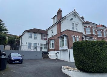 Thumbnail Flat to rent in Dartmouth Road, Paignton