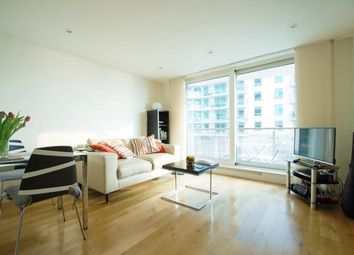 2 Bedrooms Flat to rent in St George Wharf, Vauxhall SW8