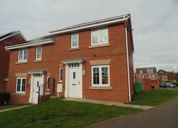 3 Bedrooms Semi-detached house to rent in Lincoln Way, North Wingfield, Chesterfield S42
