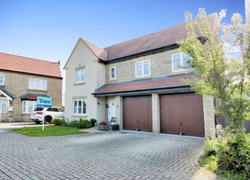 Thumbnail 6 bedroom detached house for sale in Kempton Close, Chesterton, Bicester