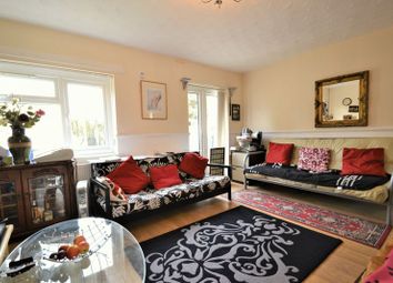 4 Bedrooms Semi-detached house for sale in Longshaw Drive, Worsley, Manchester M28