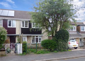 3 Bedrooms End terrace house for sale in Harewood Crescent, Oakworth, Keighley, West Yorkshire BD22