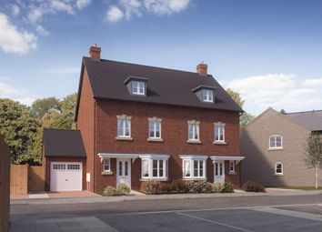 Thumbnail 3 bed town house for sale in Eversley Road, Norwich