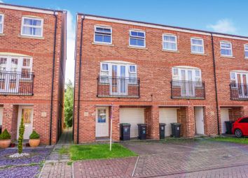 3 Bedroom Town house for sale