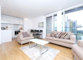 2 Bedrooms Flat to rent in Residence Tower, Woodberry Grove, London N4