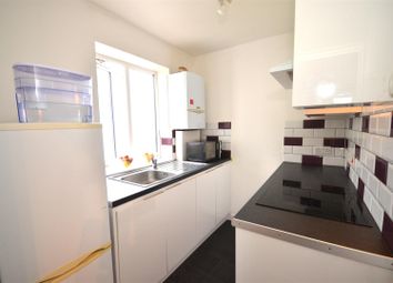 Thumbnail Maisonette to rent in Bedford Close, Muswell Hill, London