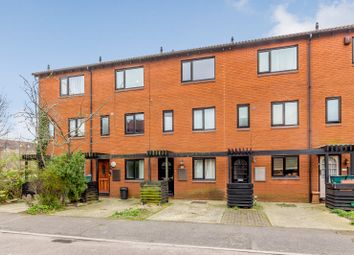 4 Bedroom Town house for rent