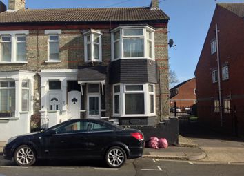 Southend on Sea - 2 bed semi-detached house for sale