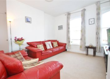 2 Bedrooms Flat to rent in Tierney Road, London SW2