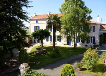 Thumbnail 15 bed villa for sale in Aulnay, Charente-Maritime (Royan/La Rochelle), Nouvelle-Aquitaine