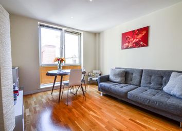 Thumbnail 1 bed flat to rent in Hosier Lane, London