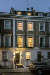 2 Bedrooms Maisonette for sale in Hugh Street, Pimlico, London SW1V