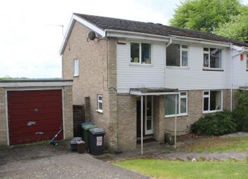 3 Bedroom Semi-detached house for rent